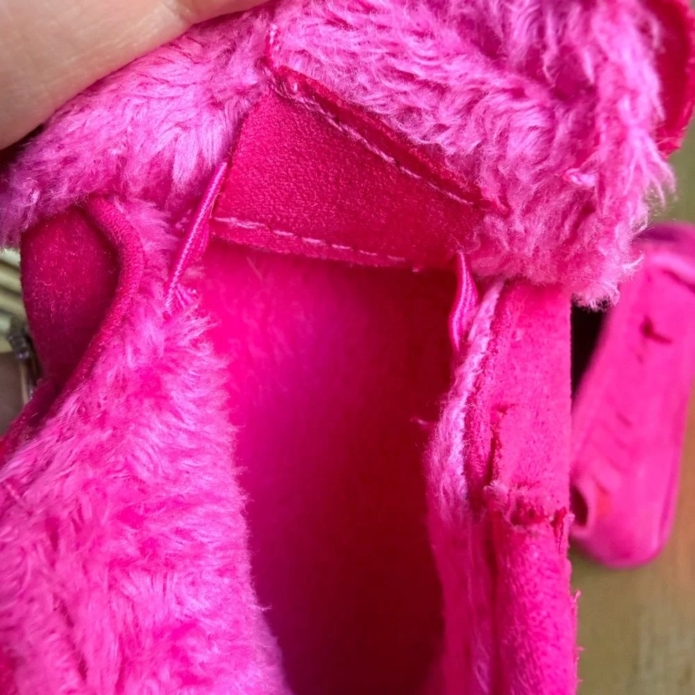 Carter’s Baby Moccasins 3-6M Hot Pink Fringe Slippers